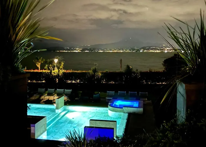 Lake Garda Lovers Luxury